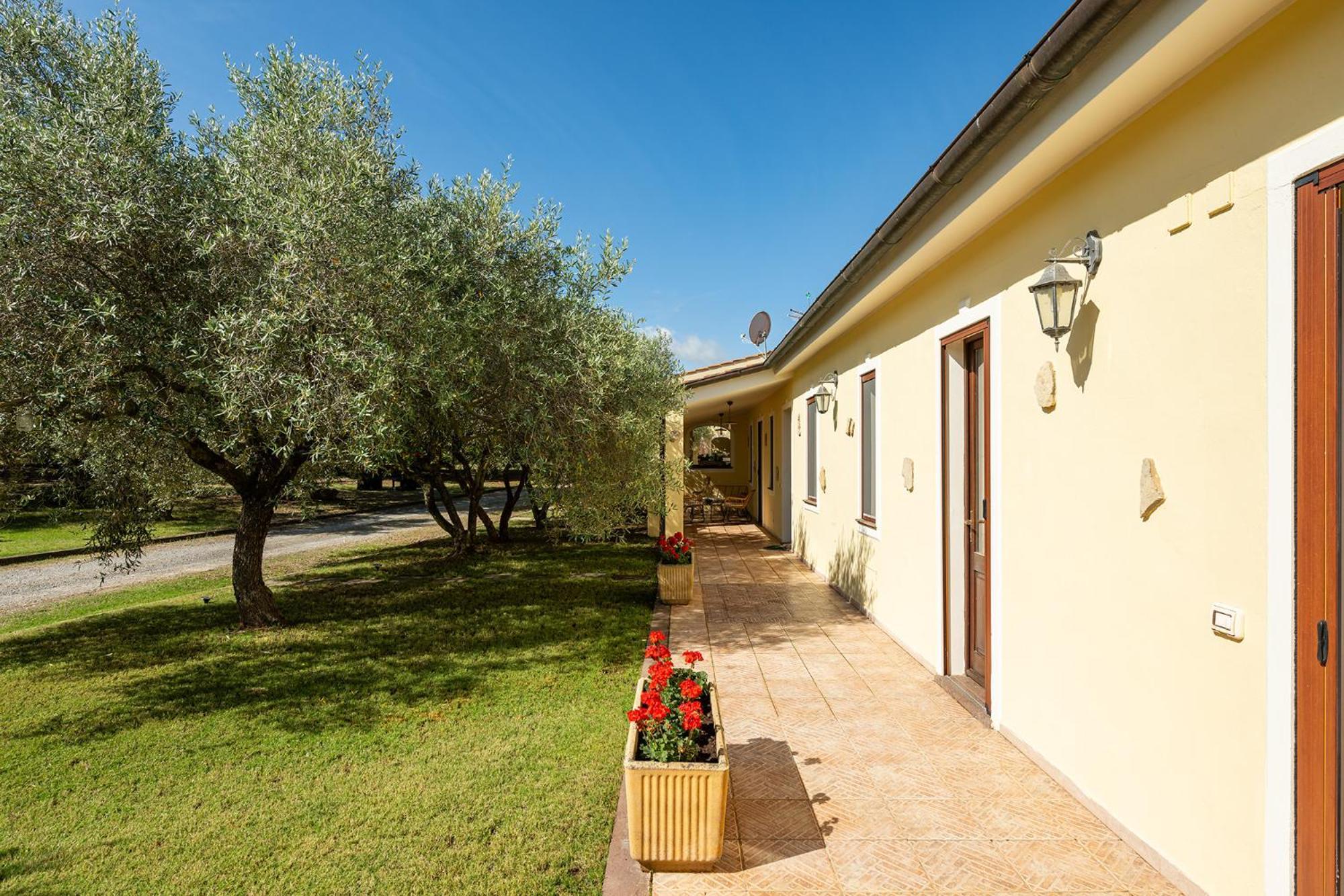 Vila Residenza Parco Degli Ulivi Villamassargia Exteriér fotografie
